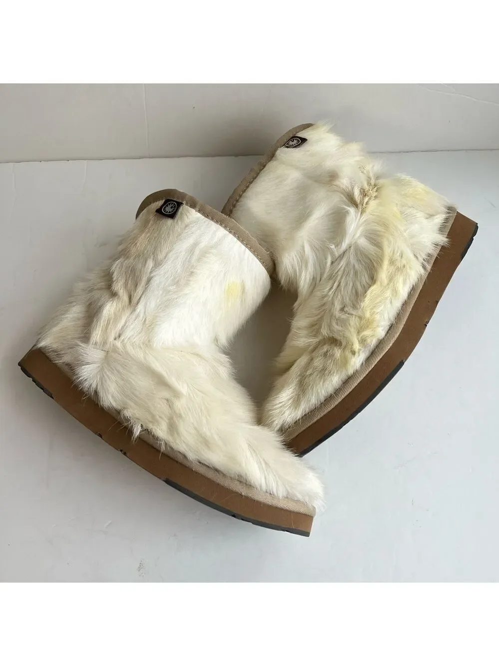 AU&MU Sheepskin Boots White Size 6